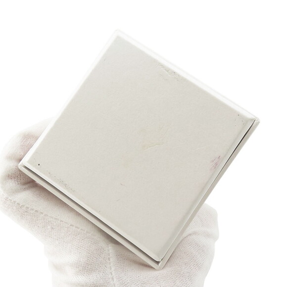 Van Cleef & Arpels Sweet Alhambra Ring, 12 diamonds totaling 0.08ct, 18K Whit... - Picture 9 of 12